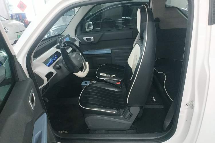 Used Geely Galaxy Panda 2023 Panda Mini 200km Endurance Bear Left Front Seat