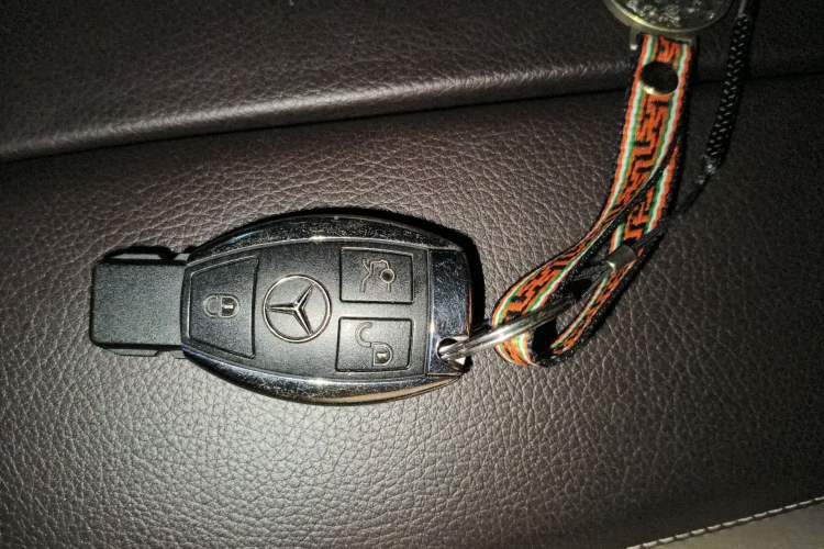 Used Mercedes-Benz GLE 2017 GLE 320 4MATIC Dynamic Model Vehicle Key