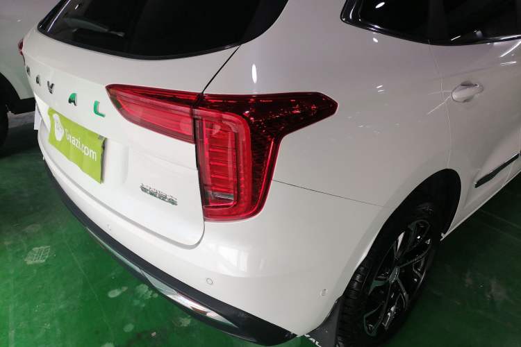 Used Haval JOLION 2021 1.5T Automatic Four-Door Version Right Rear Taillight