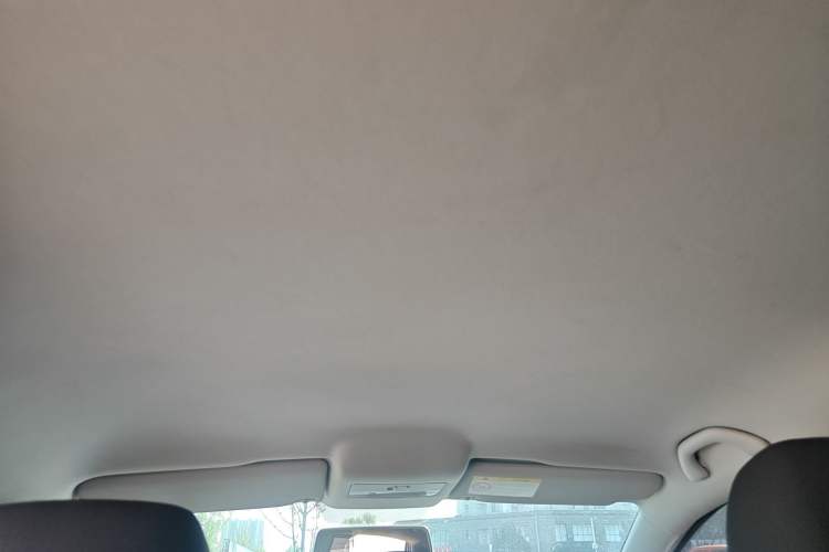 Used Volkswagen Polo 2016 1.4L Manual Fashion Model Headliner