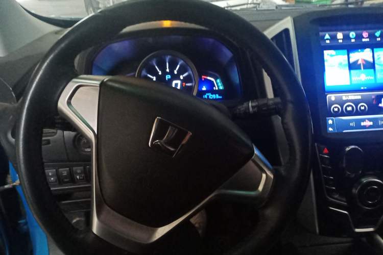 Used Luxgen U6 SUV 2015 1.8T Fashion Edition