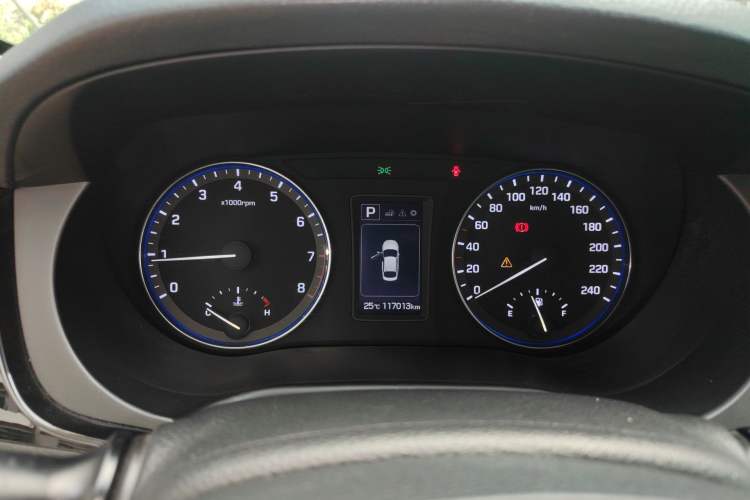 Used Hyundai Mistra 2016 1.8L Automatic Smart GLS Instrument Cluster