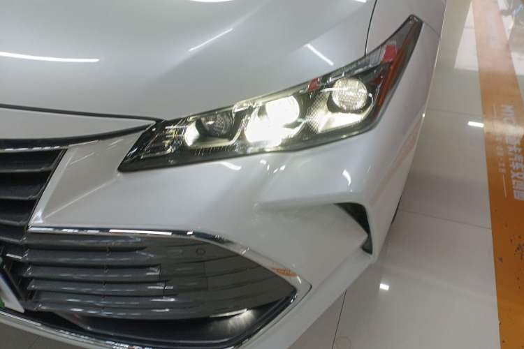 Used Toyota Avalon 2019 2.0L XLE Premium Edition China VI