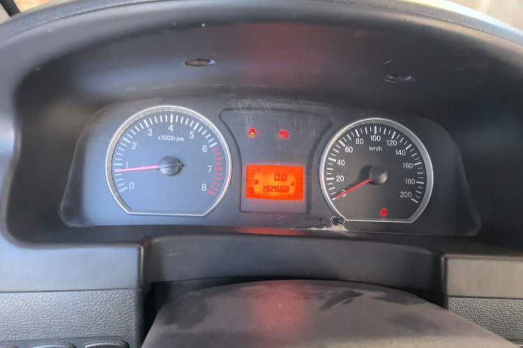 Used FORTHING Lingzhi 2014 V3 1.5L 7-Seater Comfort Model Instrument Cluster