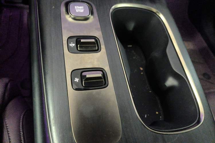 Used Xiaomi Auto SU7 2024 Rear-Drive Long-Range Intelligent Driving Version Gear Lever