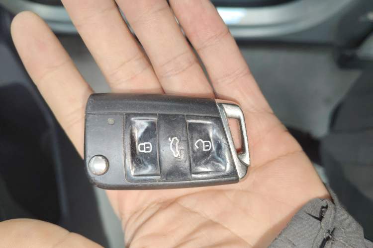 Used Volkswagen Tiguan L 2021 330TSI Automatic Two-Wheel Drive Smart Edition