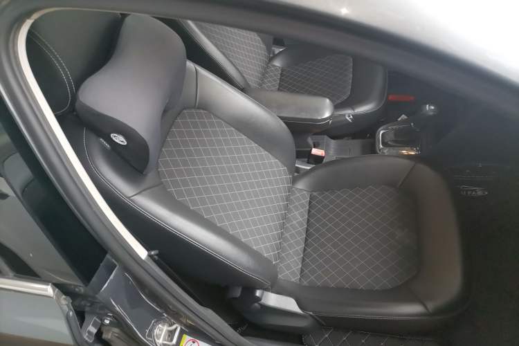 Used Skoda Rapid 2018 1.6L Automatic Comfort Edition
