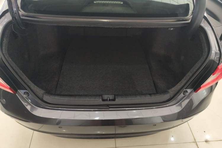 Used Honda Accord 2018 260TURBO Luxury Edition China V Emission Standard Trunk