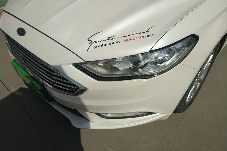 Used Ford Mondeo 2017 EcoBoost 180 Stylish Model Left Front Headlight