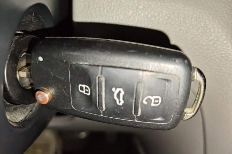 Used Volkswagen Bora 2013 1.6L Automatic Fashion Model