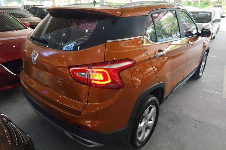 Used Baojun 510 2017 1.5L Manual Fashion Model
