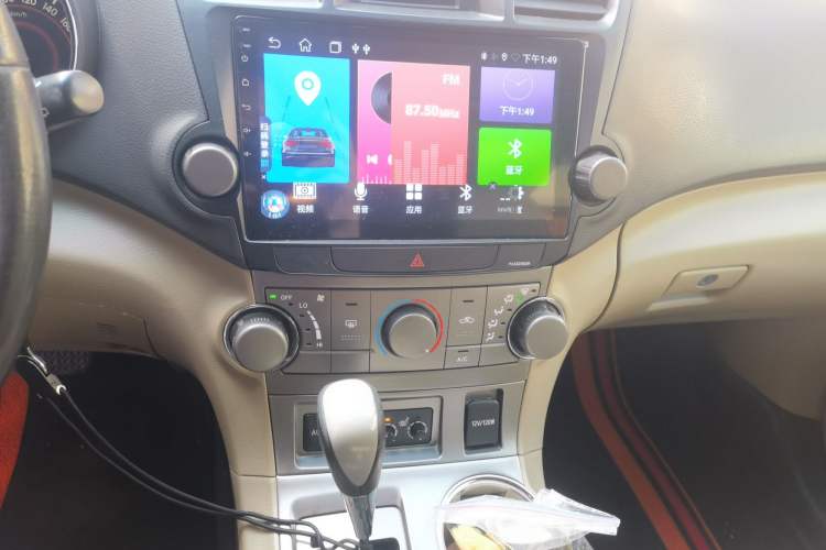 Used Toyota Highlander 2011 2.7L Two-Wheel Drive 5-Seater Sport Edition
