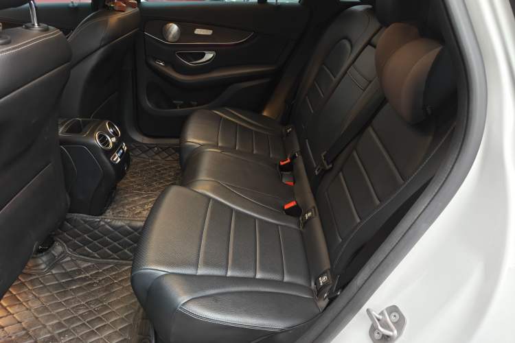 Used Mercedes-Benz GLC 2020 Facelift GLC 300 L 4MATIC Dynamic Edition
