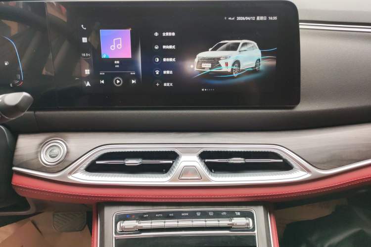 Used Dongfeng Fengon 580 2022 1.5T Automatic Luxury Edition Audio And AC Panel