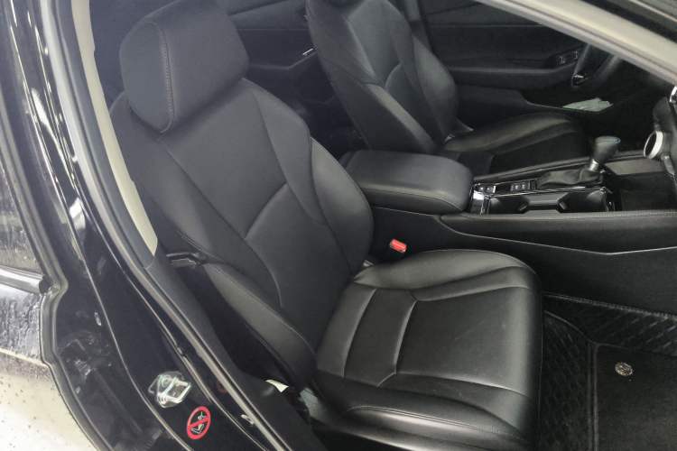 Used Honda Inspire 2023 260TURBO Deluxe Edition Right Front Seat