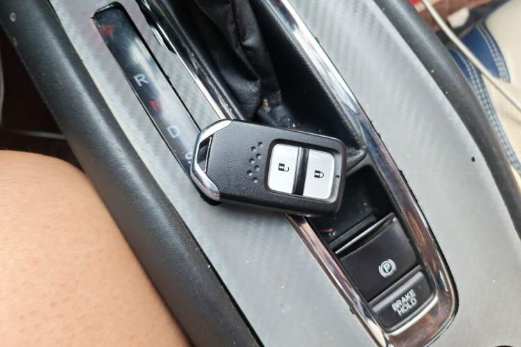 Used Honda Vezel 2017 1.8L CVT Front-Wheel Drive Pioneer Edition