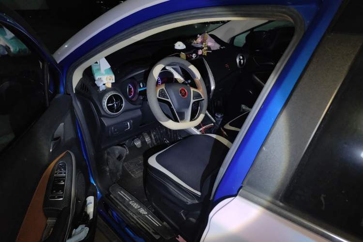 Used BYD Yuan 2016 1.5L Manual Comfort Model
