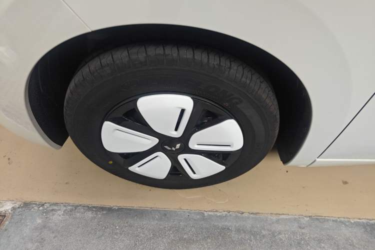 Used Wuling Hongguang MINIEV 2025 Four-Door Version Advanced Edition