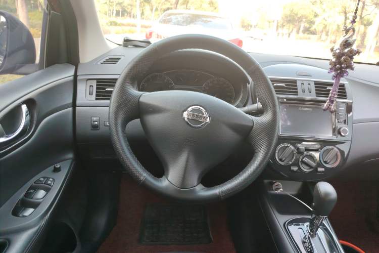 Used Nissan Tiida 2014 1.6L CVT Comfort Model