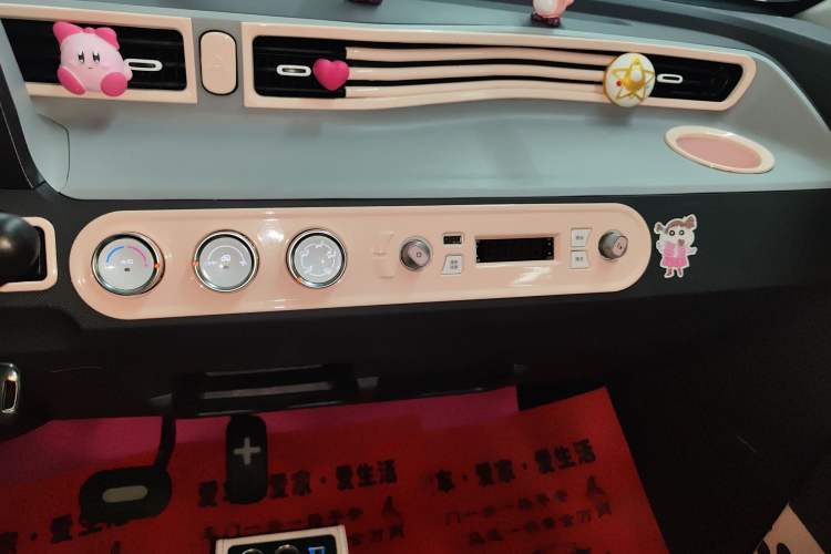 Used Wuling Hongguang MINIEV 2021 Macaron Fashion Model Lithium Iron Phosphate