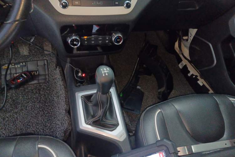 Used JAC Refine S2 2015 1.5L Manual Luxury Smart Model