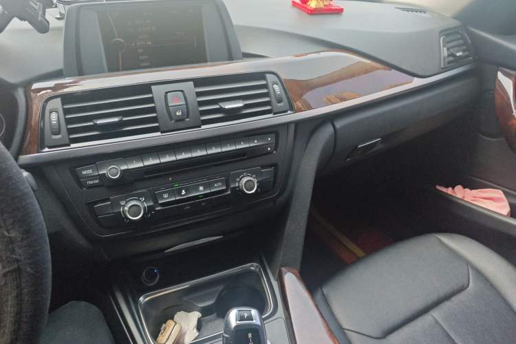 Used BMW 3 Series 2013 320Li Fashion Model