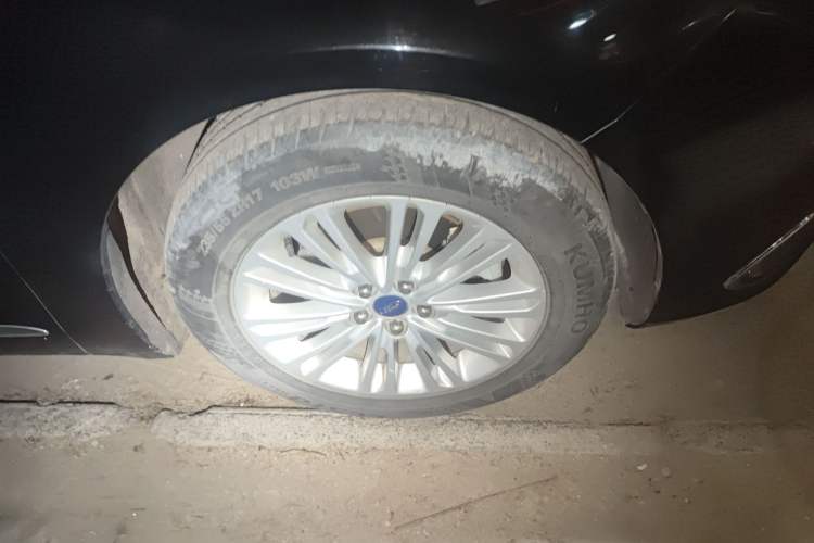 Used Ford Taurus 2015 EcoBoost 245 Fashion Edition
