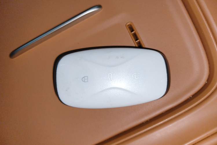 Used Dongfeng Aeolus Aeolus L8 2025 Model 185KM Dream Edition
