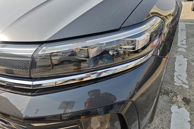 Used Volkswagen Talagon 2026 Model 450TSI Four-Wheel Drive Supreme 6-Seater Left Front Headlight