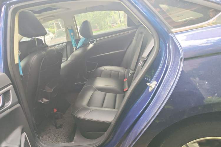 Used Geely Auto Emgrand GL 2019 1.4T CVT Elite Smart Edition Left Rear Seat