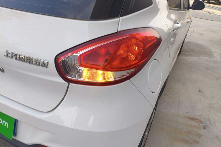 Used Baojun 310 2016 1.2L manual Comfort trim level