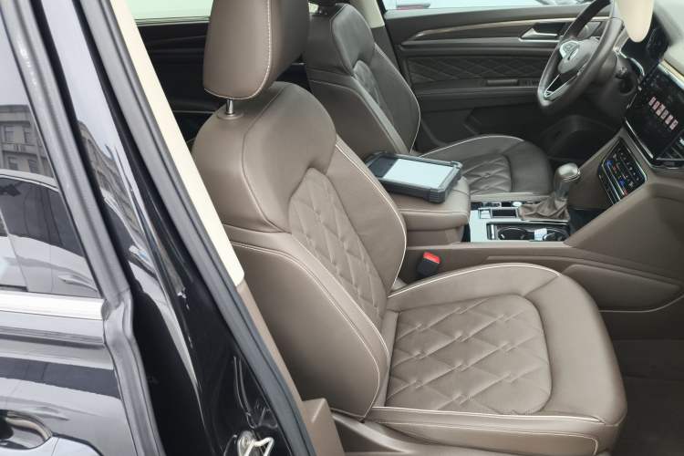 Used Volkswagen Viloran 2020 380TSI Prestige Edition
