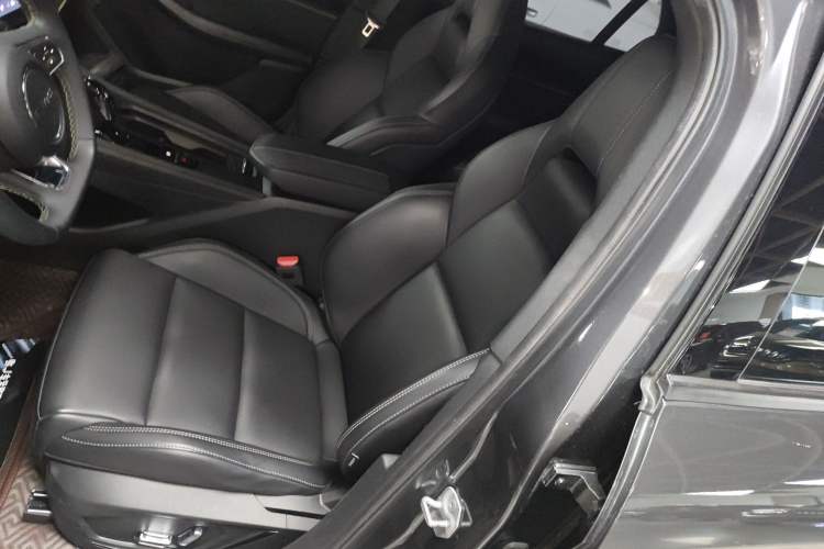 Used Lynk & Co 03 2023 2.0TD DCT JingPlus