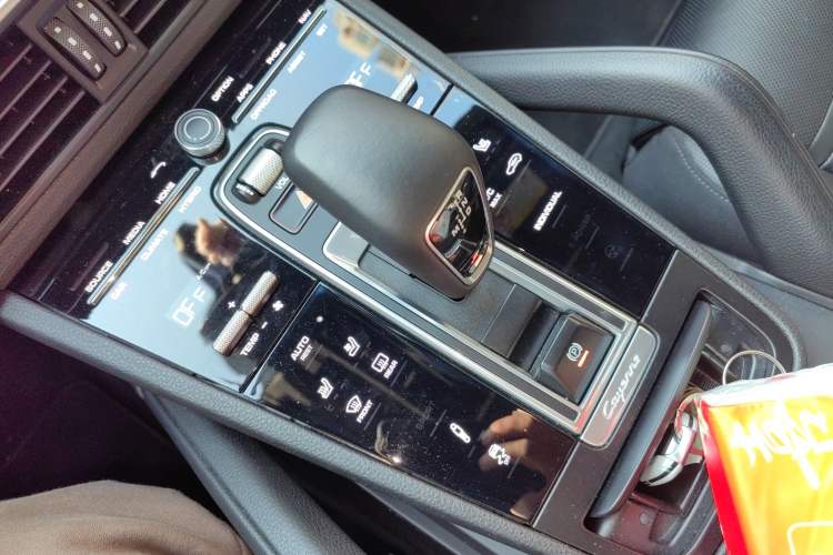 Used Porsche Cayenne E-Hybrid 2019 Cayenne E-Hybrid 2.0T