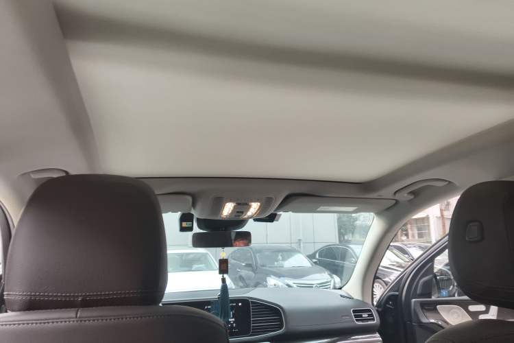 Used Mercedes-Benz GLE 2021 GLE 350 4MATIC Stylish Model Headliner