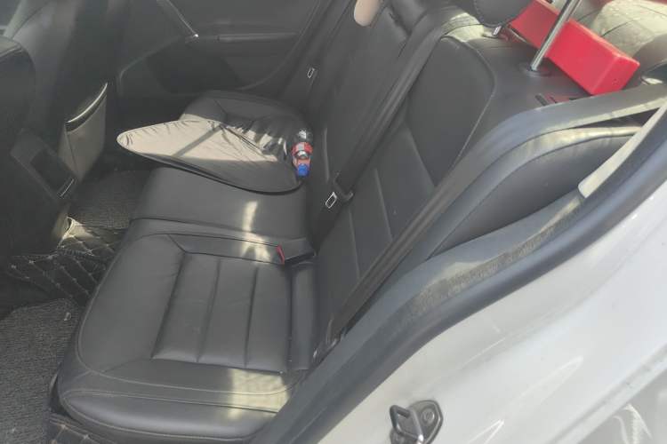 Used Volkswagen Lavida 2013 Restyled Classic 1.6L Automatic Comfort Edition