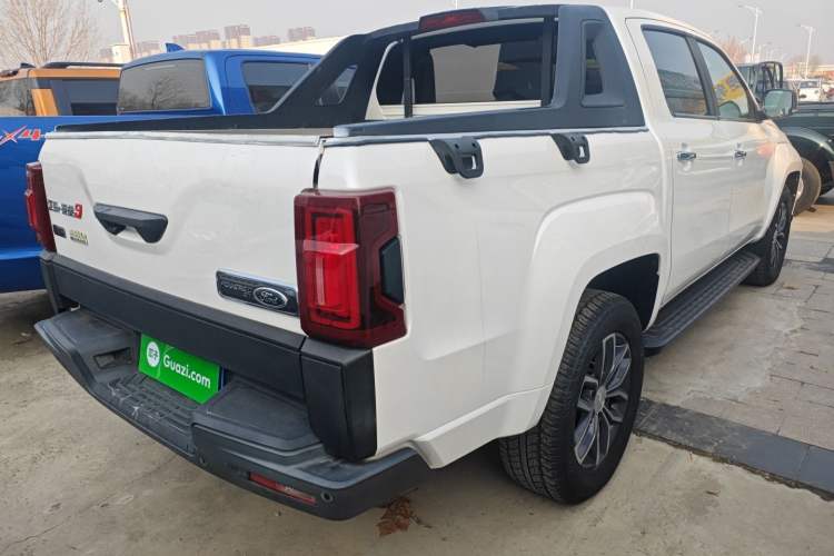 Used JMC Yuhu 9 2022 2.0T Automatic Diesel 4x4 Comfort Edition