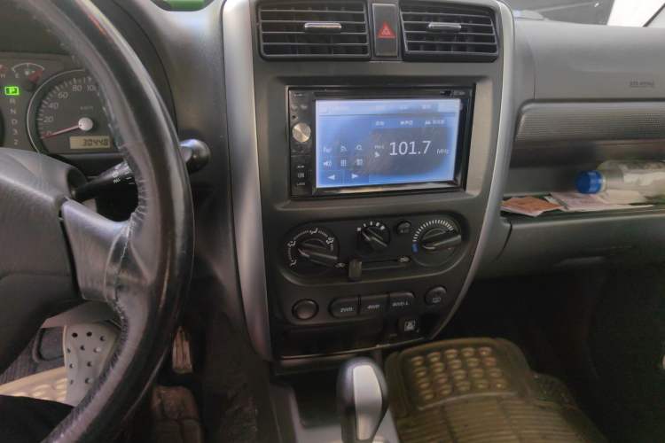 Used Suzuki Jimny 2012 1.3 AT JLX Navigation Edition