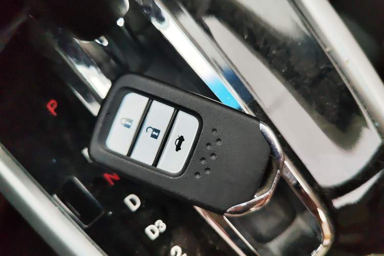 Used Honda Crider 2013 1.8L automatic luxury edition