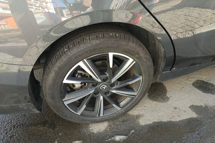 Used Changan Eado 2025 Blue Whale 1.5T 500Bar Prestige Model