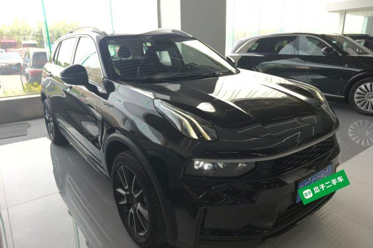 Used Lynk & Co 01 2024 2.0TD Two-Wheel Drive Global Pro Front Right 45 Deg