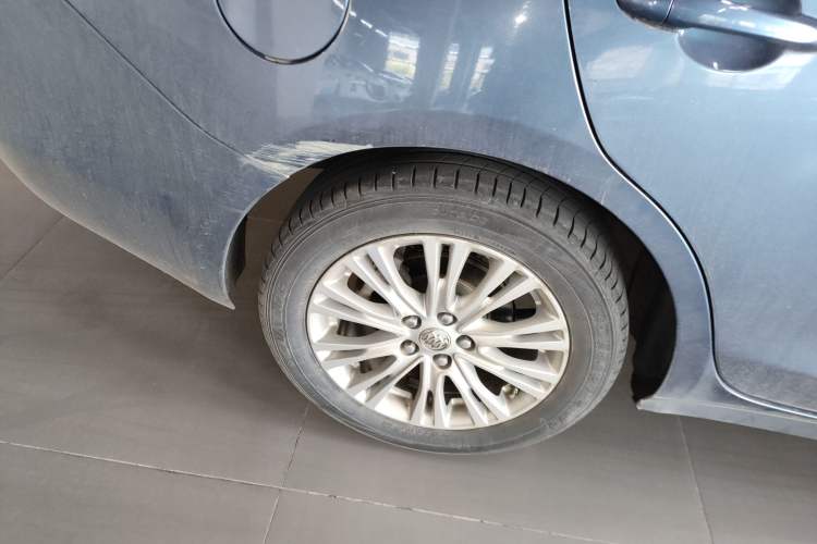 Used Buick GT 2015 15N Automatic Elite Version
