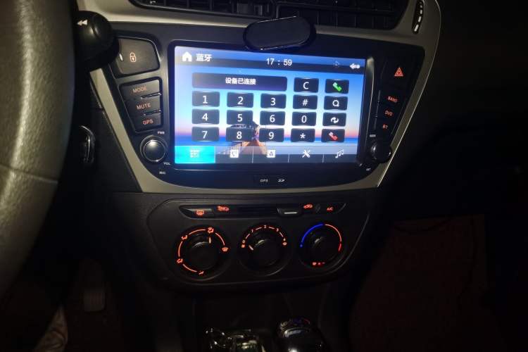 Used Citroen Elysee 2014 1.6L Automatic Fashion Model Audio And AC Panel