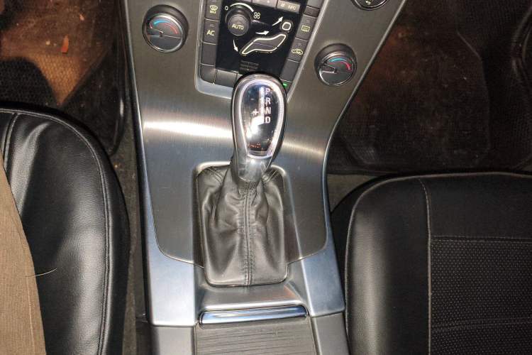 Used Volvo S60 2013 T5 Smart Edition