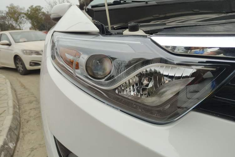 Used Soueast DX7 2017 1.5T Automatic Glory Edition
