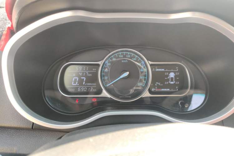 Used SWM X3 2020 1.5L Manual Value Edition 6 Seats