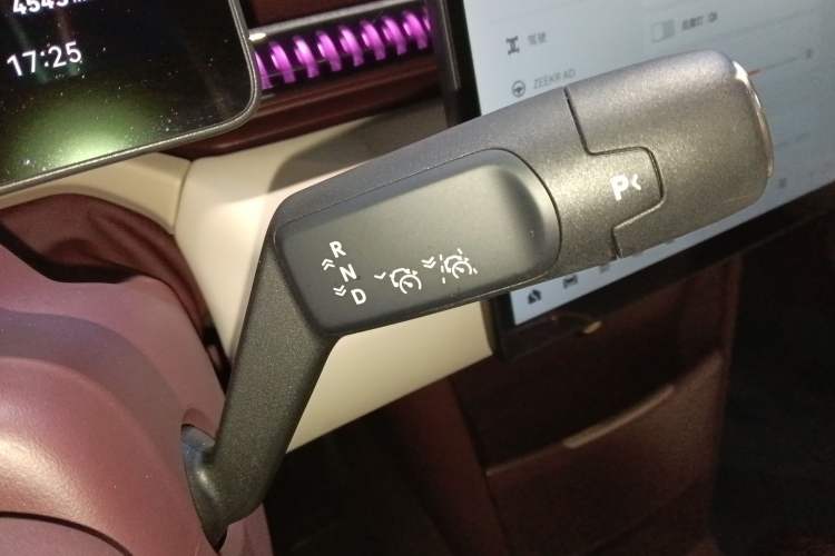 Used Zeekr X 2025 Four-Seater Rear-Drive Cube Version
