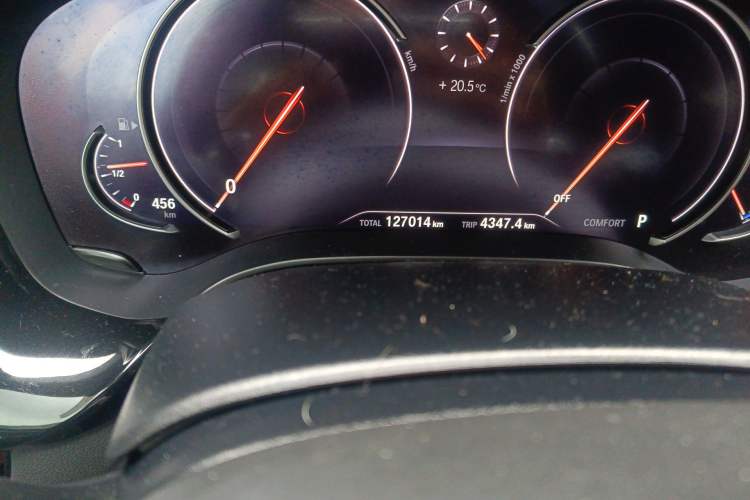 Used BMW 5 Series 2018 Restyled 530Li Leading Edition M Sport Package Odometer Close Up