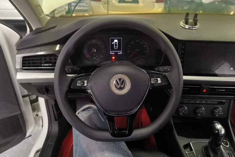 Used Volkswagen Lavida 2019 1.5L Automatic Comfort Edition China VI Standard
