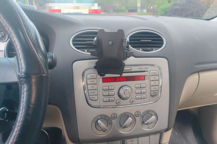 Used Ford Focus 2011 Hatchback 1.8L Automatic Fashion Edition